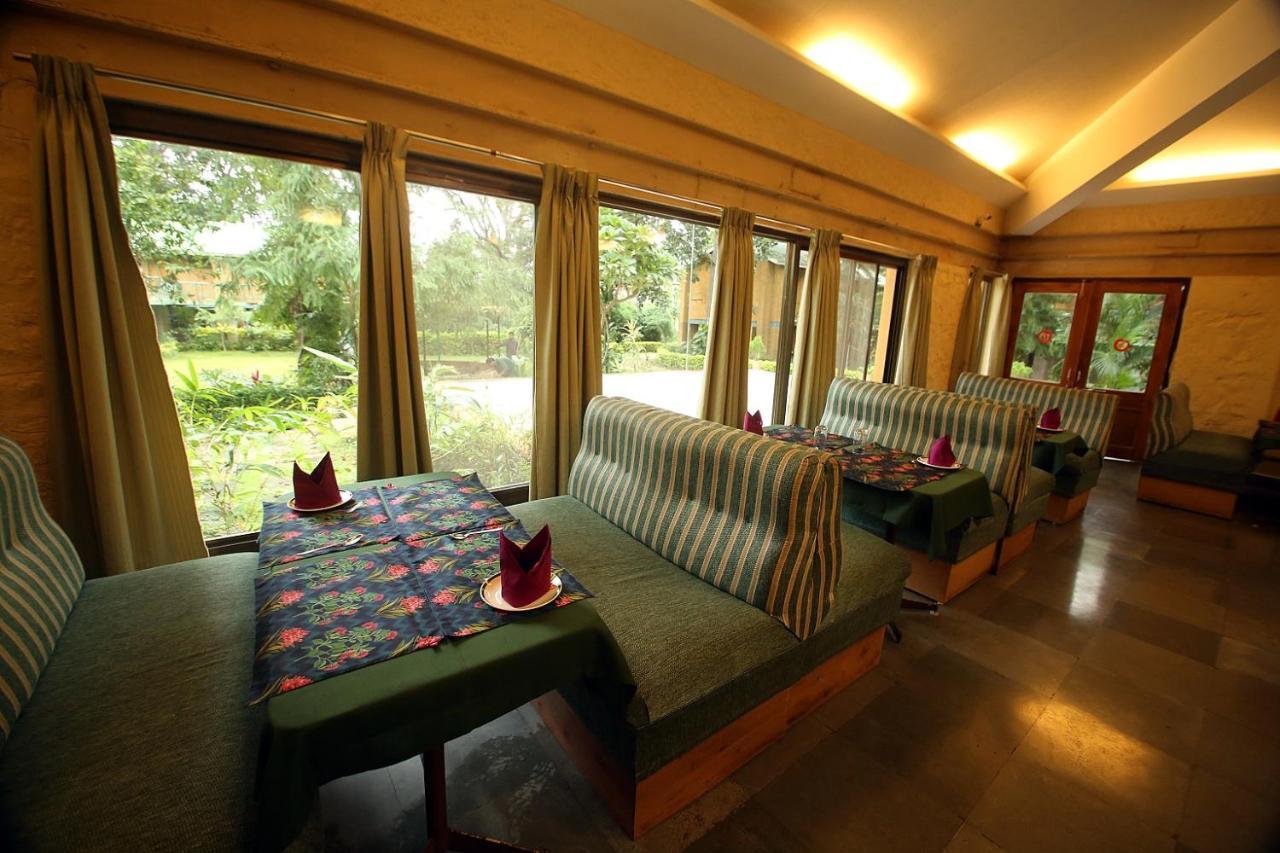 Mpt White Tiger Forest Lodge Tāla Exterior photo