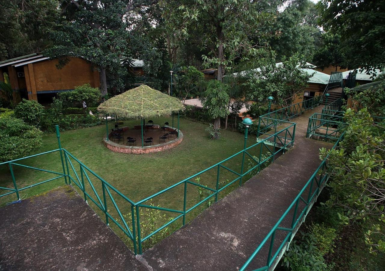 Mpt White Tiger Forest Lodge Tāla Exterior photo